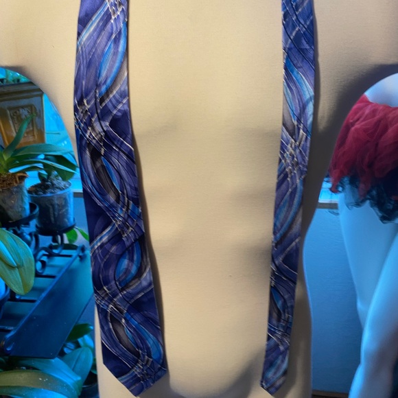 J. Garcia men’s necktie - Picture 2 of 5